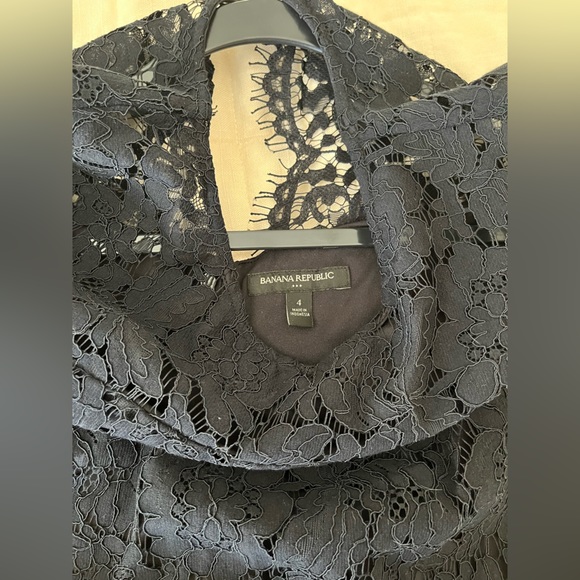 Banana Republic - 4 - Black lace dress - Picture 4 of 4